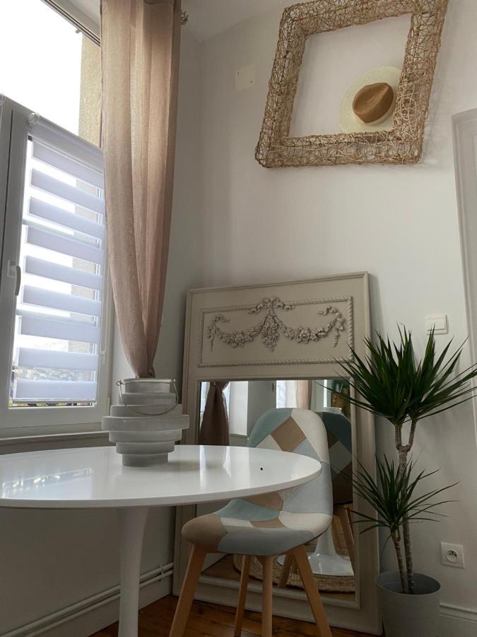 Bed and Breakfast Hypolite Avesnes-sur-Helpe Exterior foto